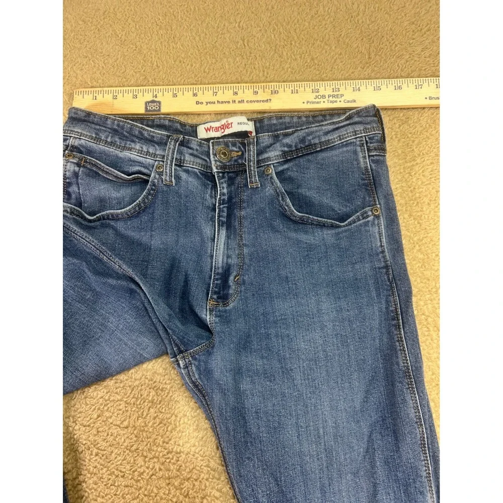Wrangler Regular Fit‎ Blue Denim Jeans Mens Size 30 x 32 Straight Leg Casual
